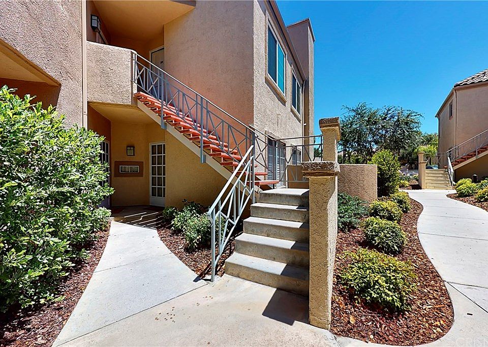 1st image of 23625 Del Monte Dr Unit 314