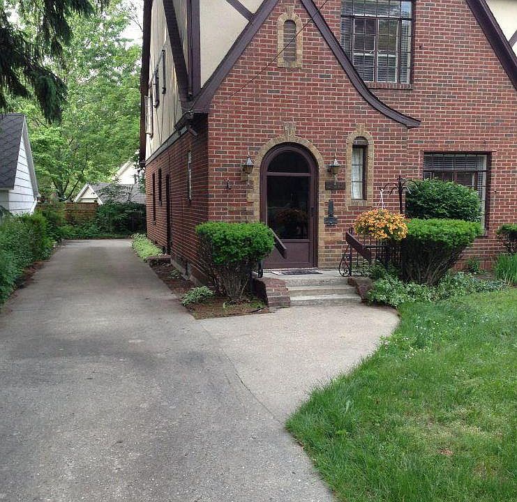 1st image of 2019 Wealthy St SE #2