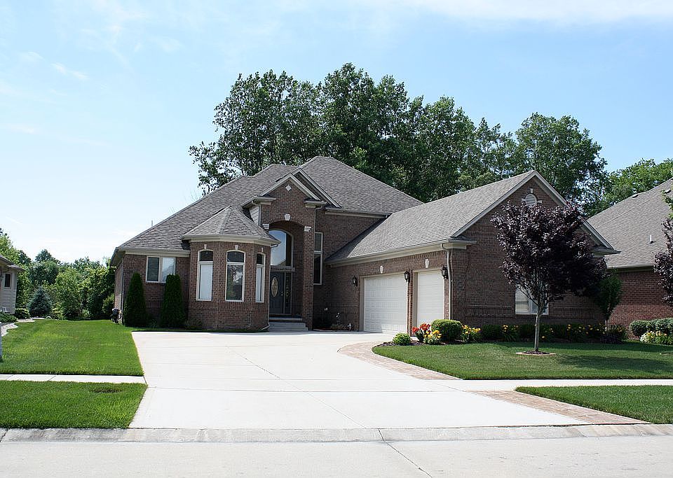 1st image of 47293 Rockwood Dr