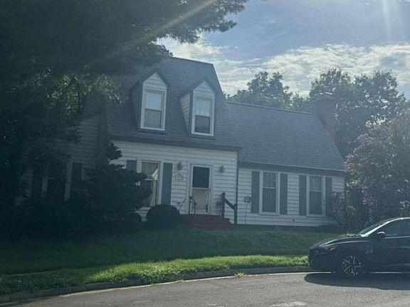 3rd image of 2LIEN-13536 Leith Ct