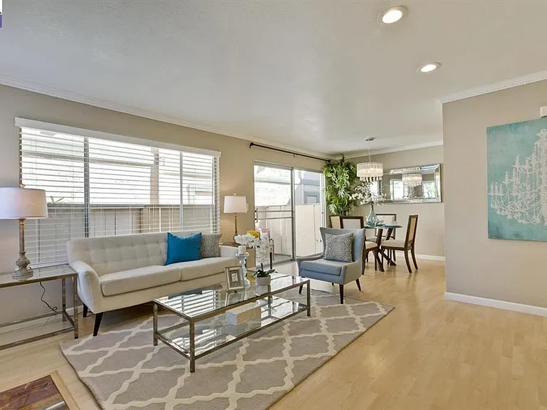 46937 Lundy Ter — Photo 3