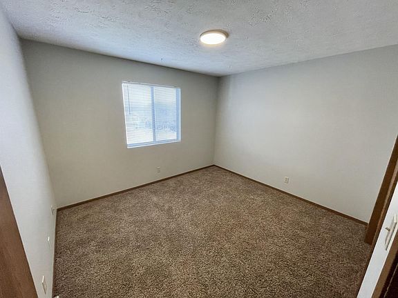4th image of 5820 S 52nd St APT 6