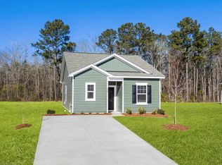450 Castillo Dr, Loris, SC 29569