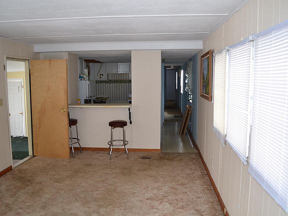 3rd image of 8823 N Kiger Dr