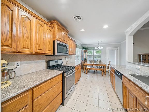 3rd image of 9905 N 103rd East Ave