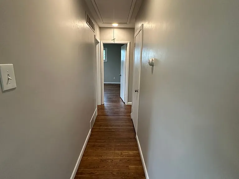 683 Walton Ave — Photo 8