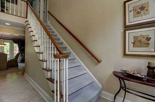 4th image of 5335 Skidaway Dr
