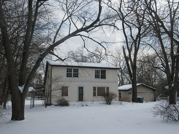 2nd image of 10415 S 75th Ct