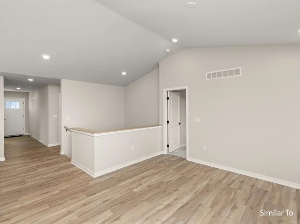 1200 Featherstone Ave NE, Bondurant, IA 50035