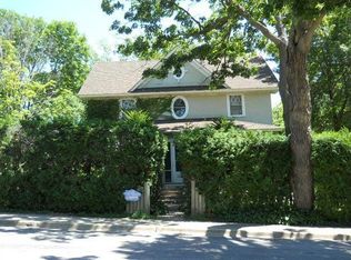 110 Minnetonka Ave S, Wayzata, MN 55391