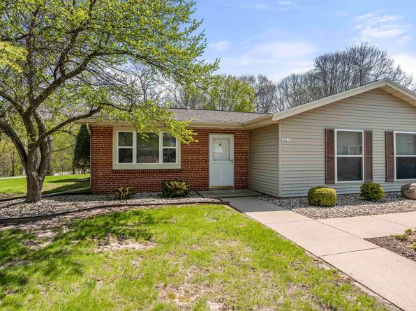 925 S West Ct APT A, Appleton, WI 54915