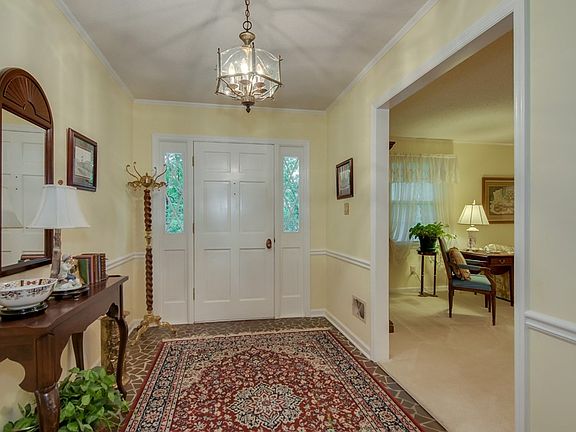 3rd image of 5 Plantation Hills Dr