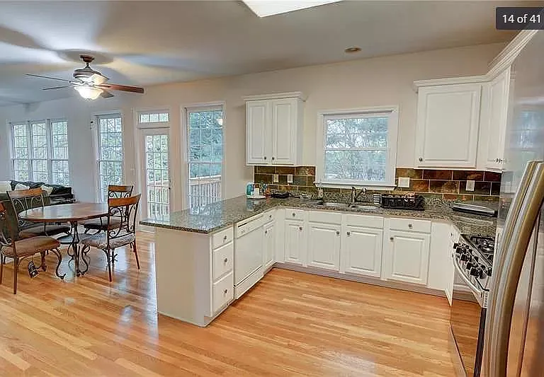 3819 Clearbrooke Way — Photo 8