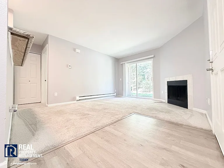 2609 S 272nd St #33 — Photo 14