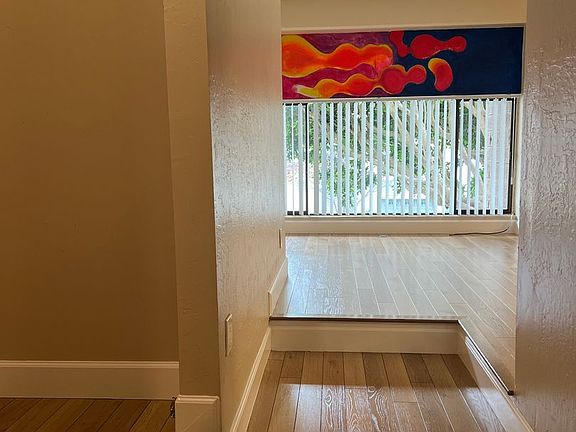 2nd image of 1324 Willard St APT 1