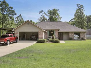 112 Woodcreek Loop, Pineville, LA 71360
