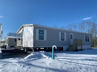 1 Outlook Ln, Rochester, NH 03867