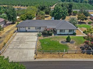10604 Rio Sombra Dr, Oakdale, CA