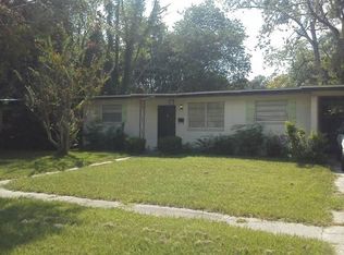 2548 Congaree Dr W, Jacksonville, FL 32211