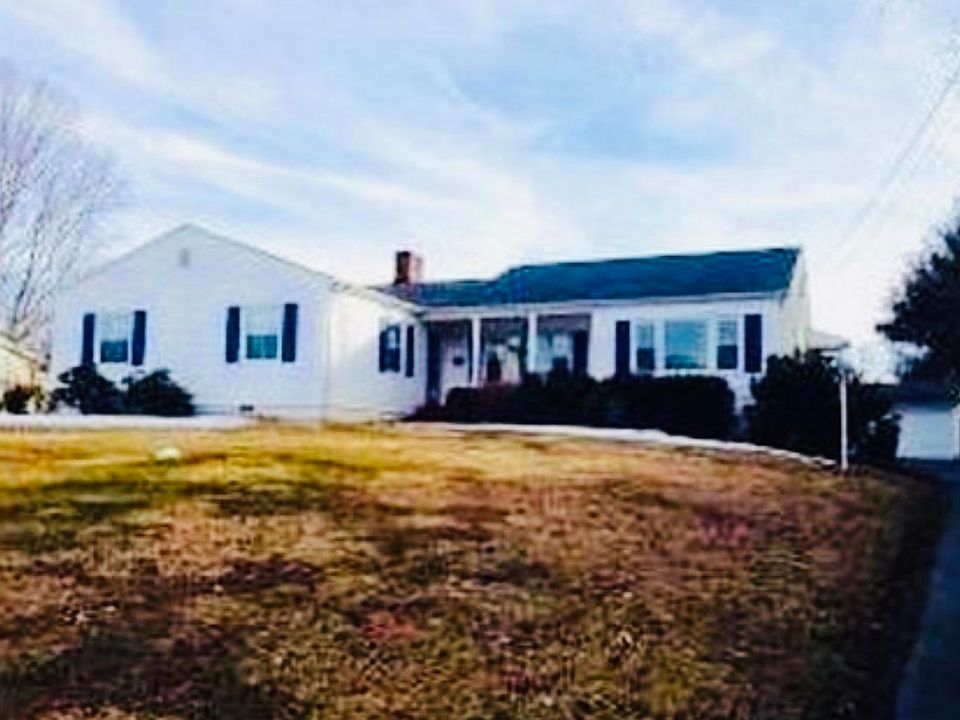 1st image of 380 Virginia Dr