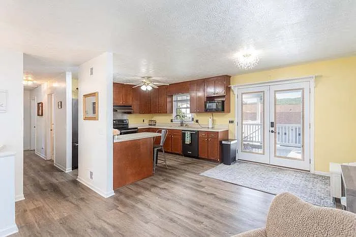 6352 W Donnagail Dr — Photo 17