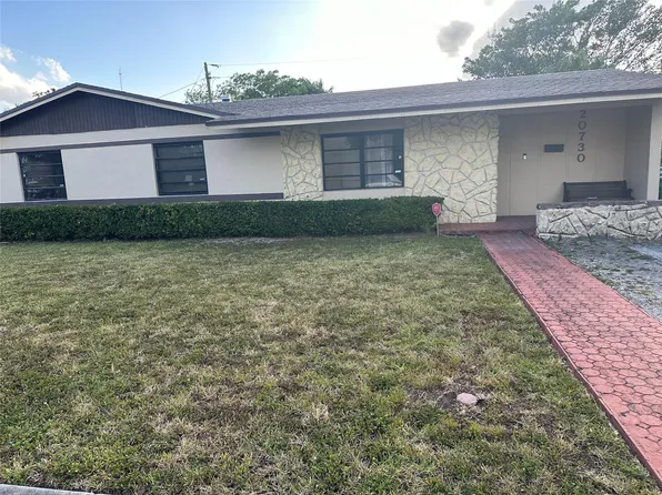 20730 NE Miami Ct, Miami Gardens, FL 33179