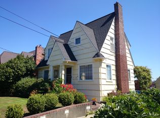 2752 37th Ave SW, Seattle, WA 98126