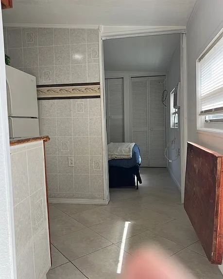 19233 NW 42nd Ct — Photo 9