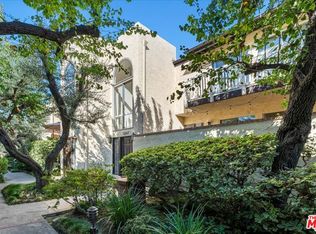 5267 Coldwater Canyon Ave, Van Nuys, CA