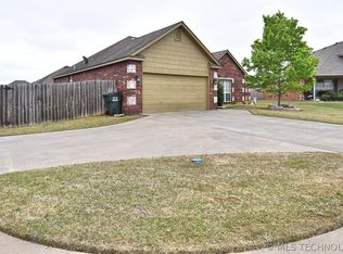 11736 E 119th St, Collinsville, OK 74021