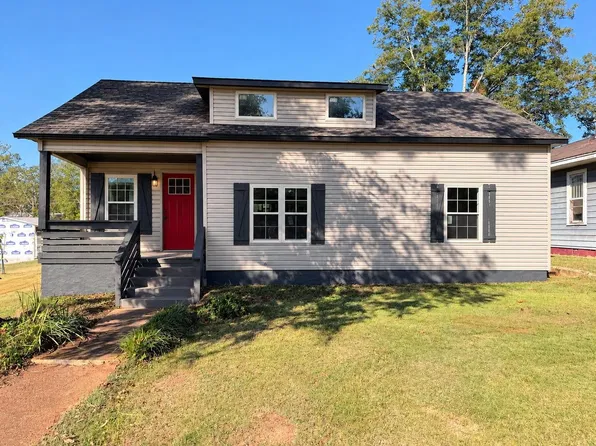 1209 N Annapolis Ave, Sheffield, AL 35660