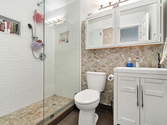 5th image of 10675 138a St #106