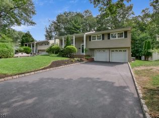 2062 Princeton Ave, Fanwood, NJ 07023