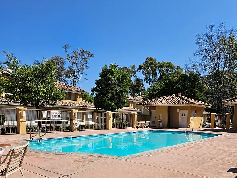 1801 Borrego Dr — Photo 25