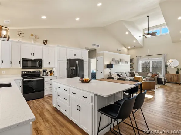 620 Osage River Bridge Rd, Lake Ozark, MO 65049