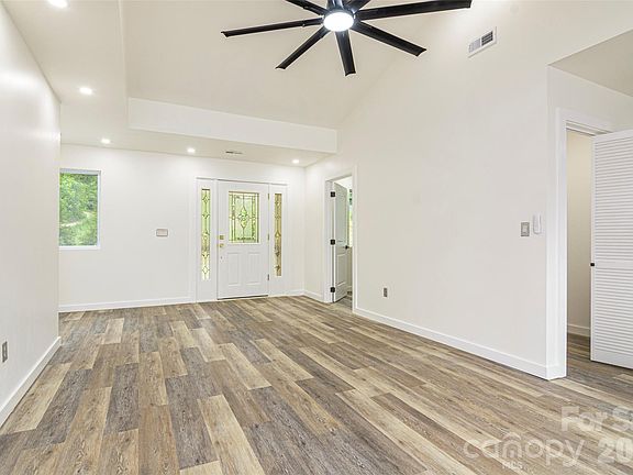 5th image of 286 Berkeley Rd