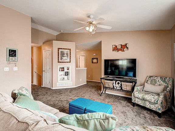 New Carpet, New Paint!