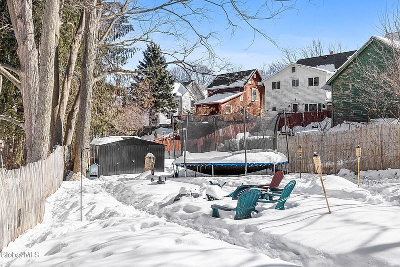 5th image of 108 Yale Street