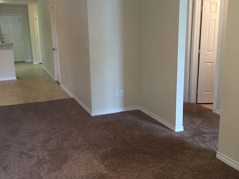 3788 Oldenburg Ln — Photo 3