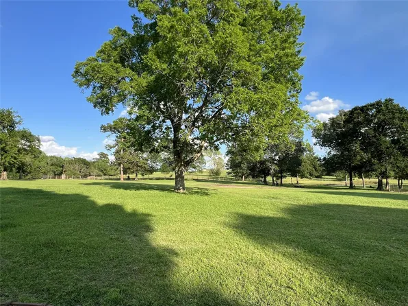 12494-725B Hill Creek Rd, Montgomery, TX 77356