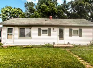 5039 N Lakeside Pl, Peoria Heights, IL 61616