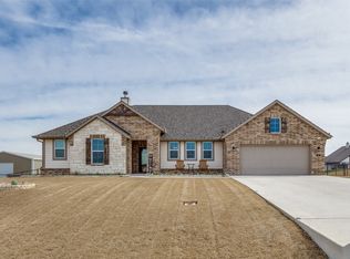 150 Spanish Moss Trl, Rhome, TX 76078