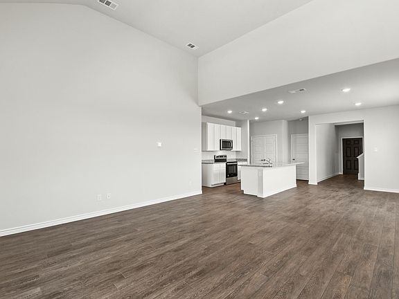 4th image of 5028 Cervinae Rd