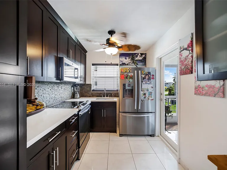 541 Blue Heron Dr #205 — Photo 7