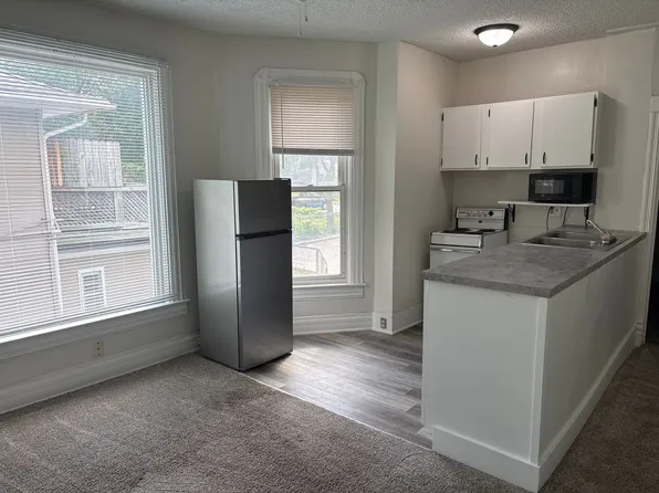 2147 C Street, 2147 C St #1, Lincoln, NE 68502