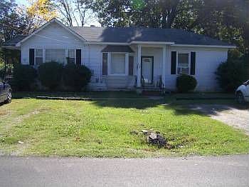 1st image of 556 Bellwood Rd