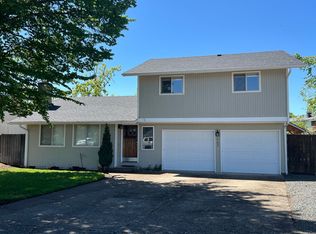 762 Island St, Springfield, OR 97477