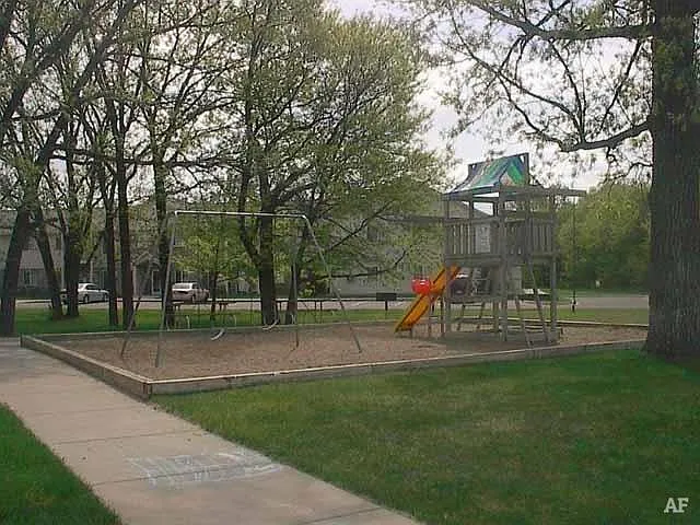 Nature's Edge Apartments — Photo 14