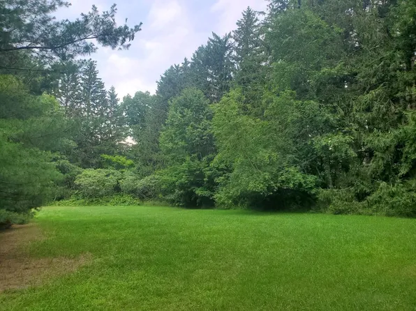 5384 S Lakeshore Dr, Ludington, MI 49431