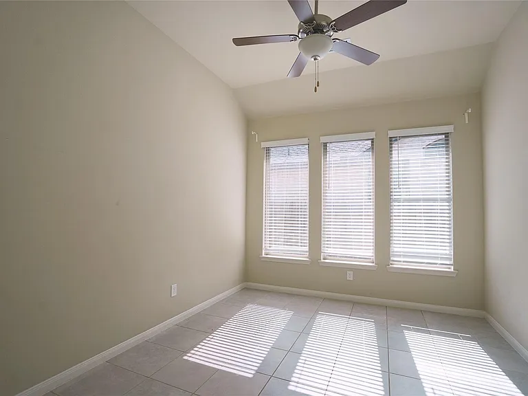 29034 Canyon Oakdr Dr — Photo 16